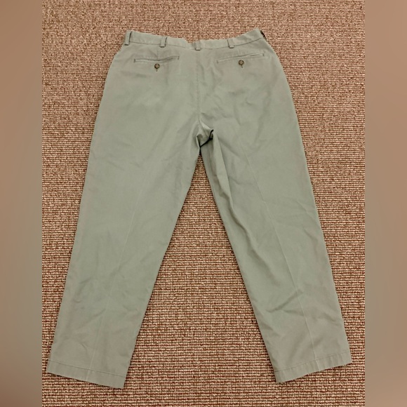 Men's 37 x 30 L. L. Bean Olive Khaki 100% Cotton Classic Fit Chinos - Picture 4 of 12